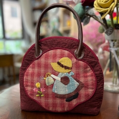 The 2023 New Stylish Korean-style Embroidered Large Curved Tote Bag