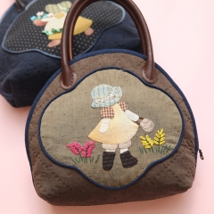 The 2023 New Stylish Korean-style Embroidered Large Curved Tote Bag