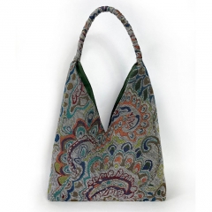 Vintage Ethnic National Style Women's Bag: Handcrafted Batik Canvas Floral Design with Single Shoulder and Handheld Options.