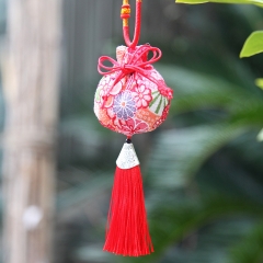 Tassel Scented Pouch: Portable Blessing and Auspiciousness Bag, Neck-Hanging, for Carrying Blessings