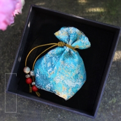 Silk Double-Layer Drawstring Scented Pouch: Portable Mosquito-Repellent Artemisia Jewelry Storage Gift Bag